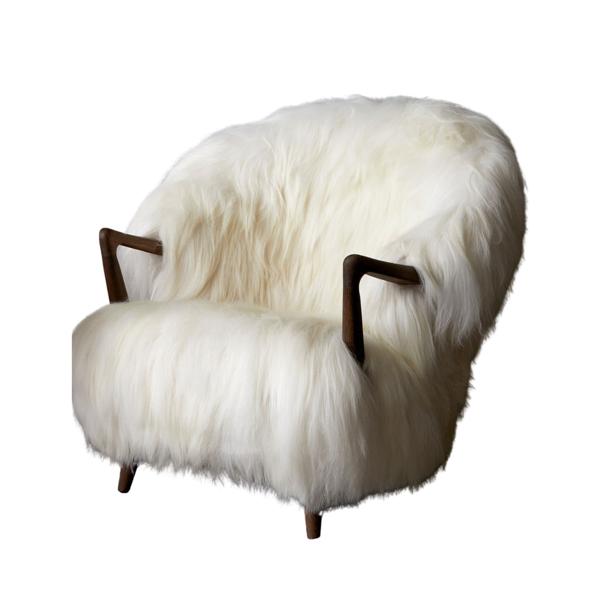 Eikund Fluffy Lounge Chair White Sheepskin Walnut Oil Frame