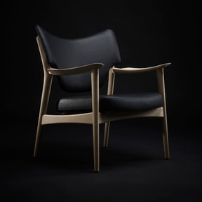 Eikund Veng Lounge Chair Oak Black Leather in Studio