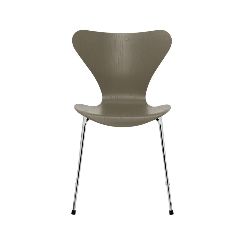 Fritz Hansen Series 7 Chair Olive Green Colored Ash