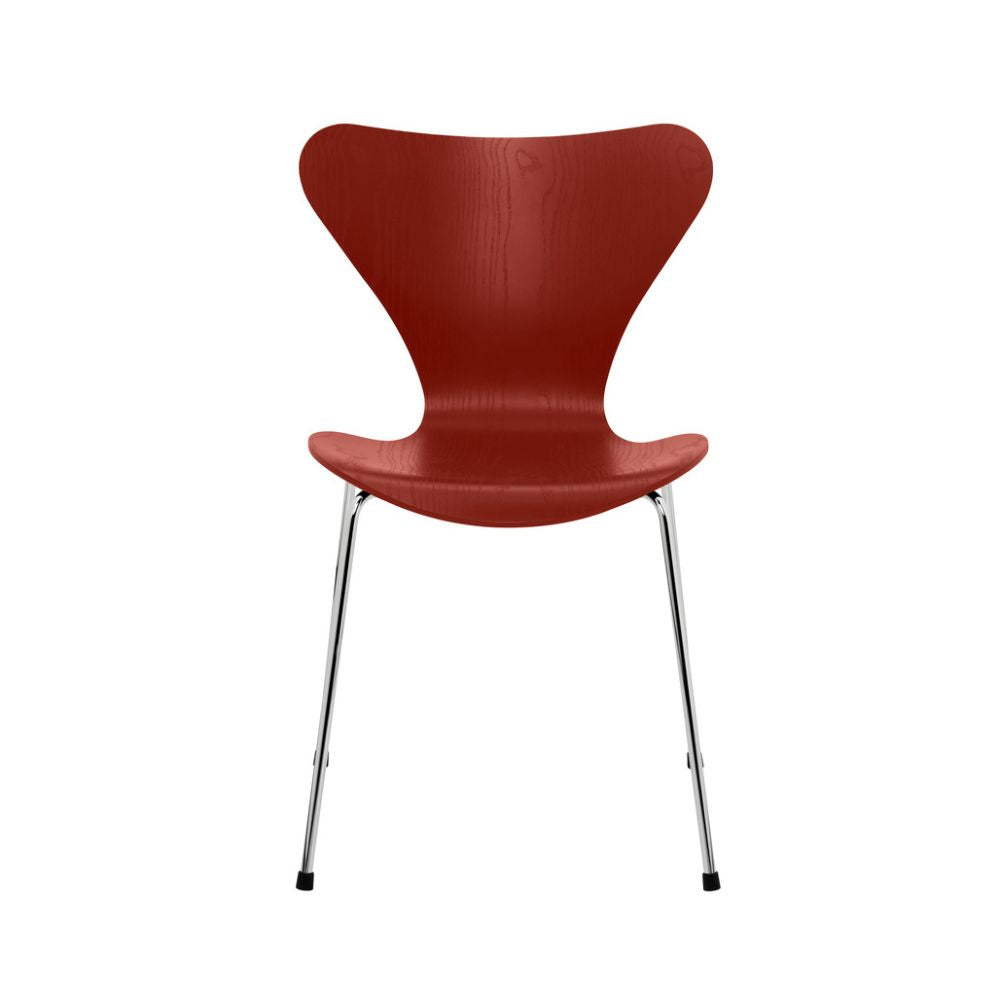 Fritz Hansen Series 7 Chair Venetian Red Colored Ash
