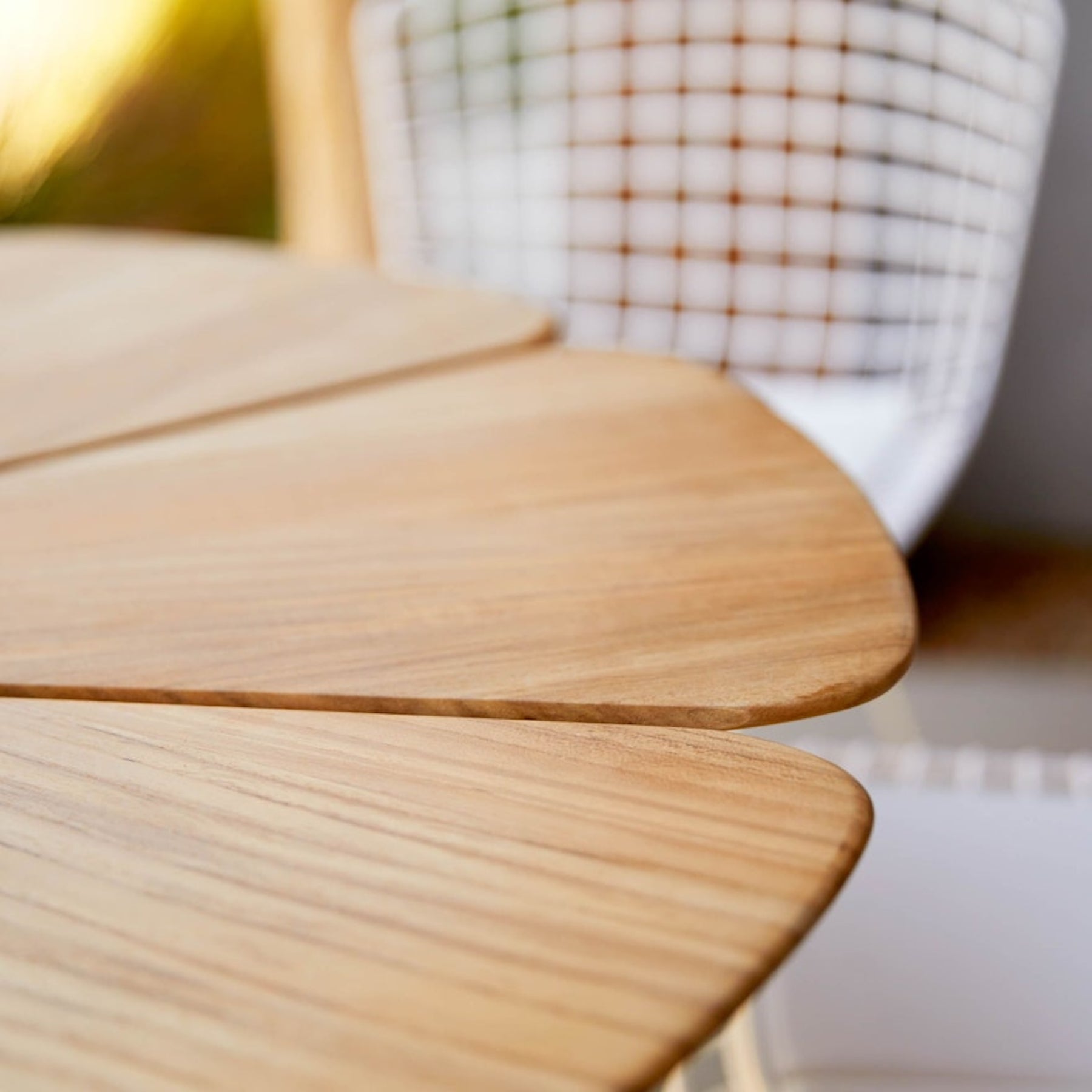 Knoll Richard Schultz Petal Dining Table Teak Petals Detail