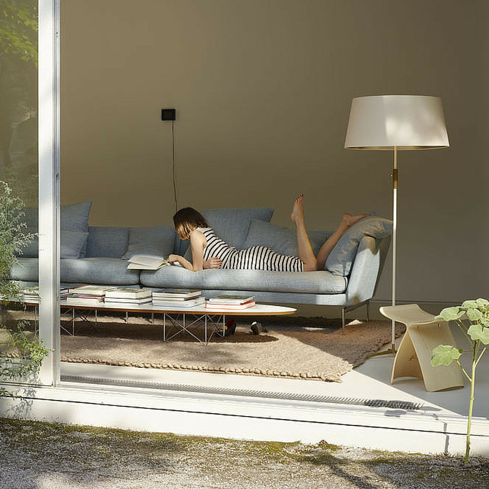 Antonio Citterio Suita Sofa in Room With Sori Yanagi Butterfly Stool Vitra