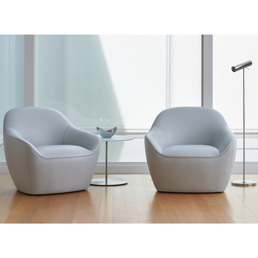 Bernhardt Design Terry Crews Becca Chairs White Leather