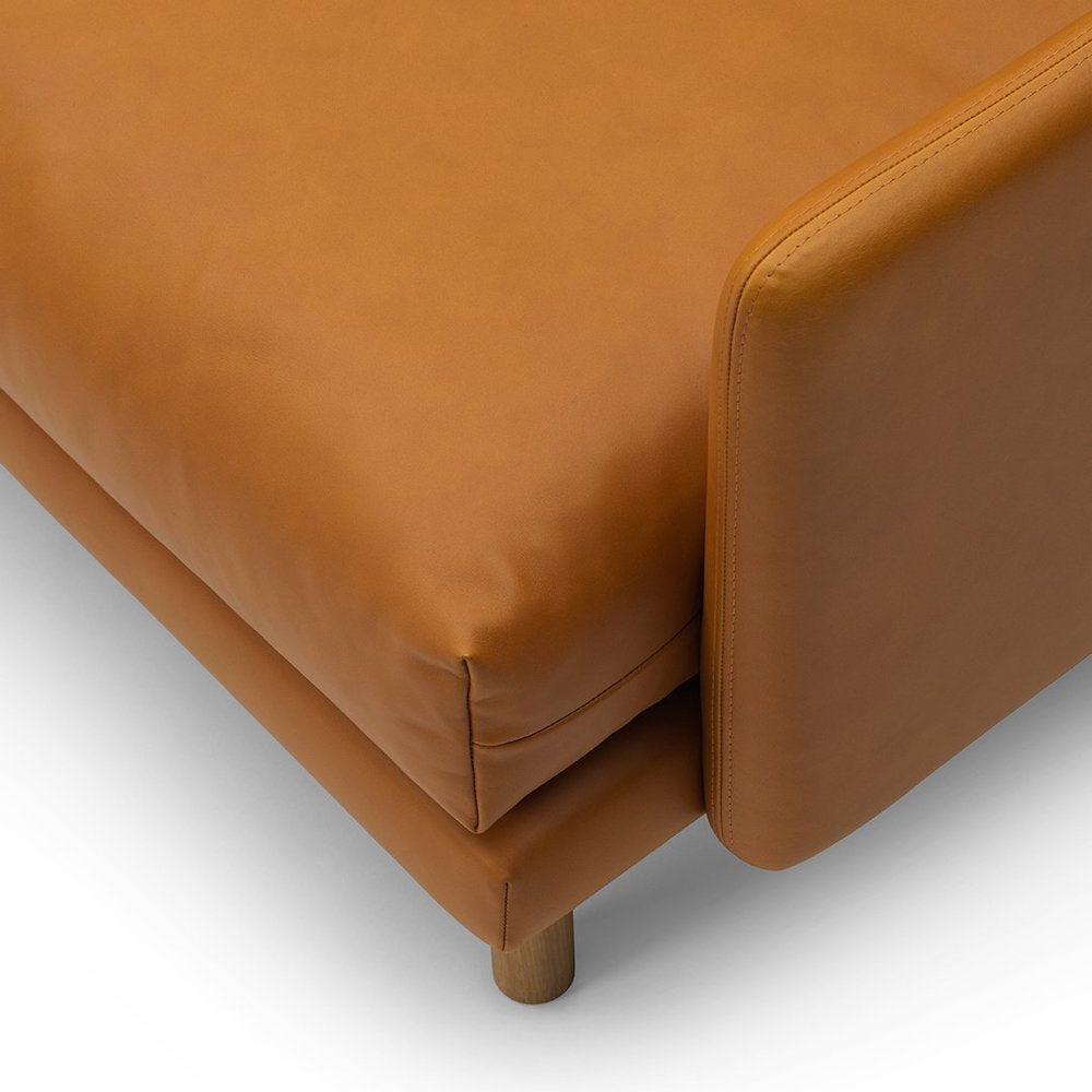 bruunmunch Emo Sofa Sorensen Leather Dakar Cognac Topstitch detail