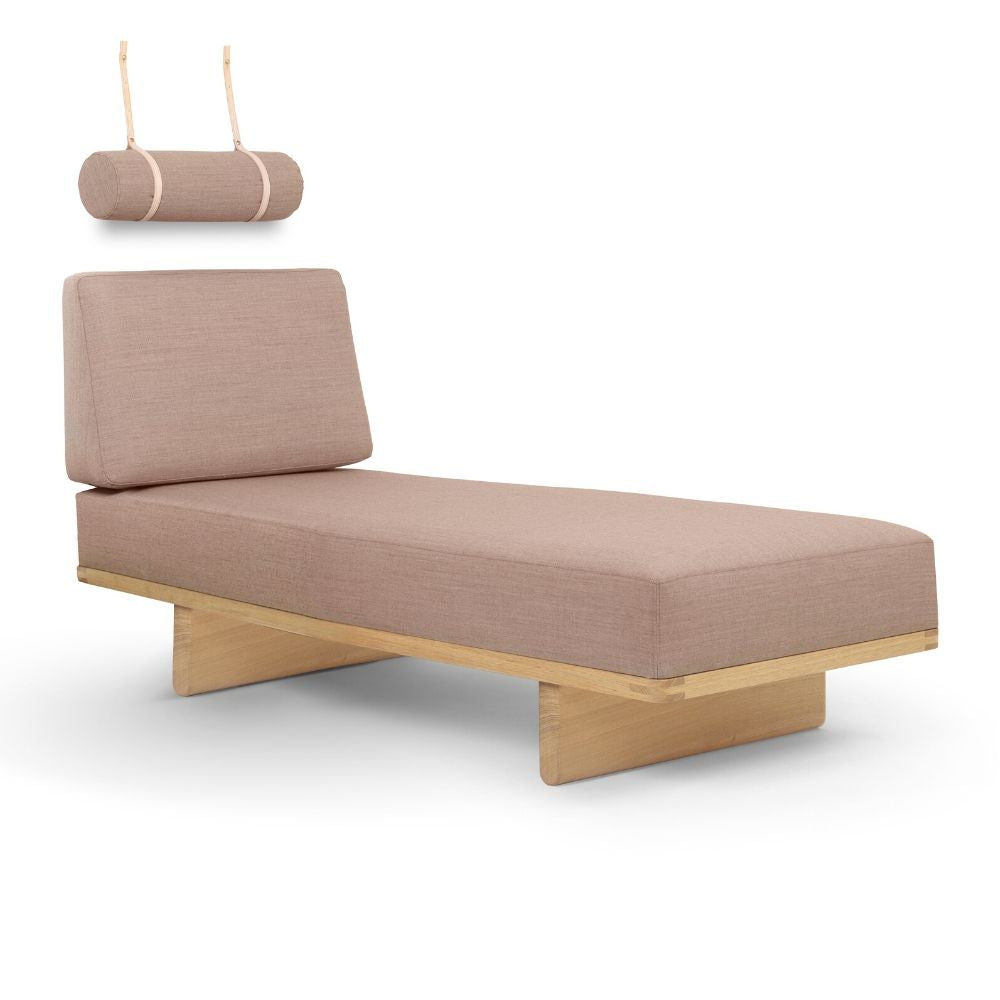 Daybed + 1 Back Cushion + 1 Round Cushion