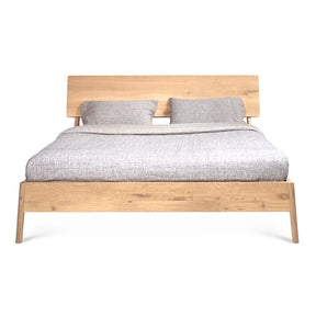 ethnicraft Oak Air Bed with Belgian Linens Front