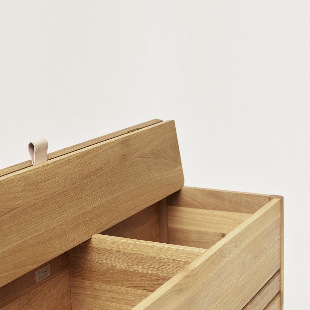 Form and refine Oak Storage Bench with Leather Strap Top Open