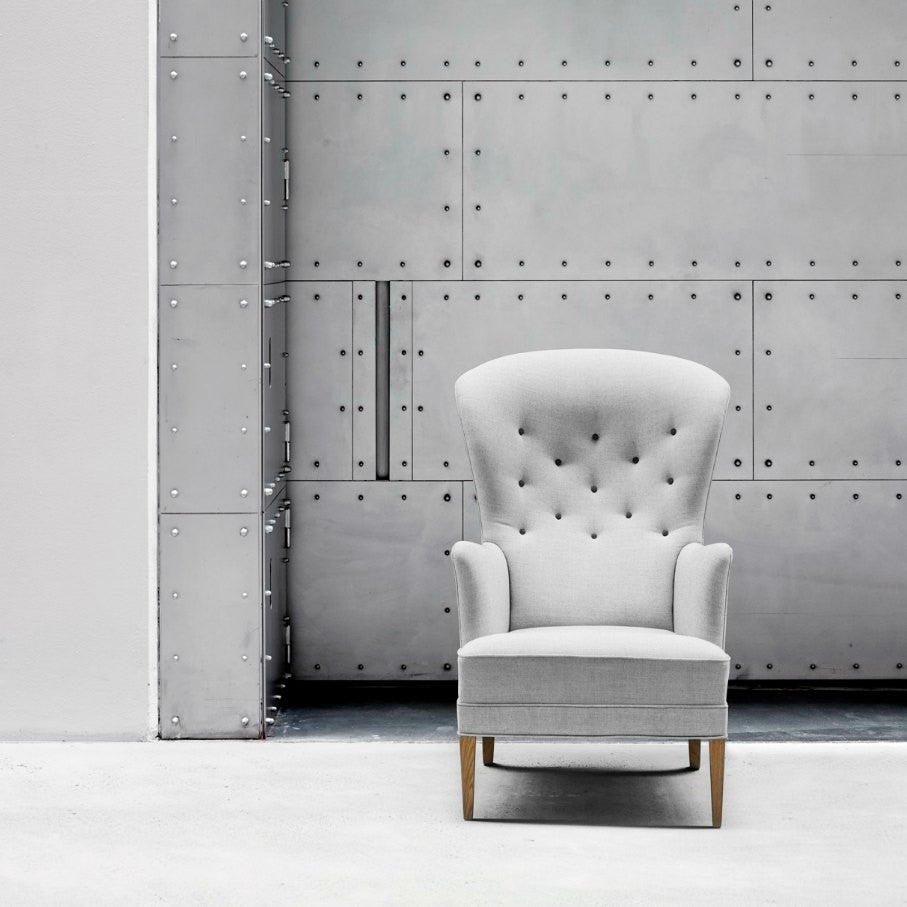 Frits Henningsen Heritage Chair FH419 Light Grey Arken Carl Hansen & Son