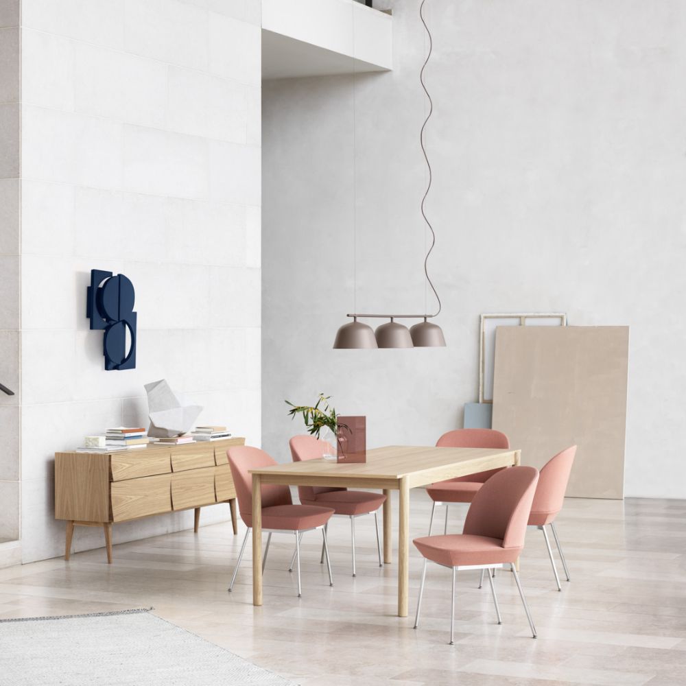 Muuto Oslo Side Chairs with the Linear Wood Dining Table