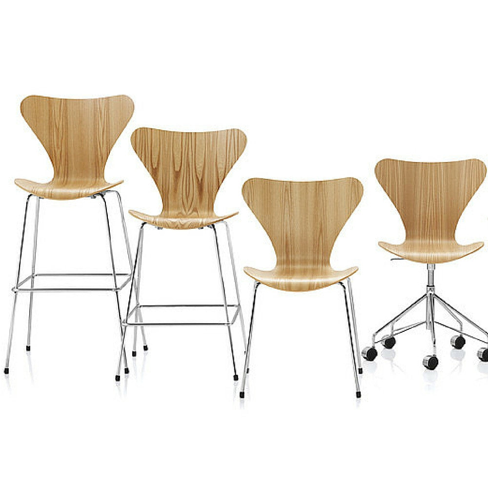 Fritz Hansen Series 7 Collection in Oak