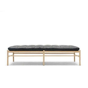 Carl Hansen OW150 Daybed in Black SIF 98 Leather