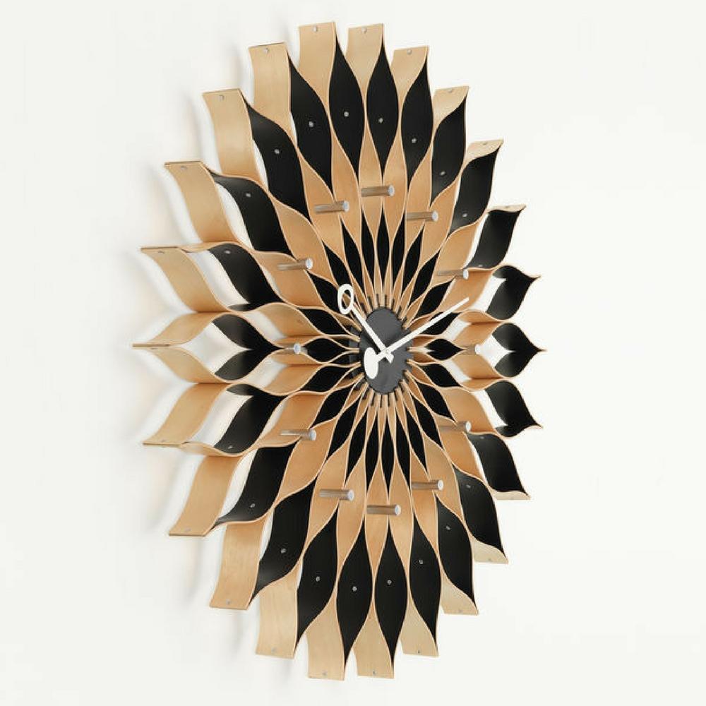 Vitra George Nelson Sunflower Clock Birch Detail