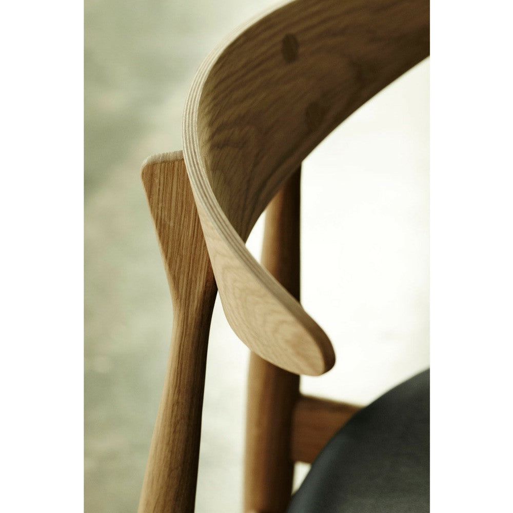 Wegner CH33 Chair Oak Detail Carl Hansen & Son