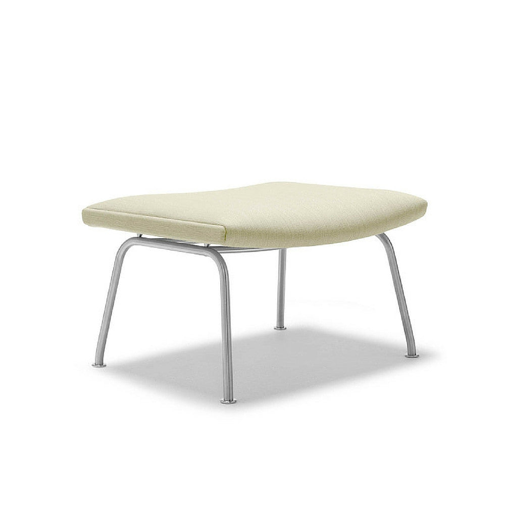 Wegner CH446 in Kvadrat Rime 111