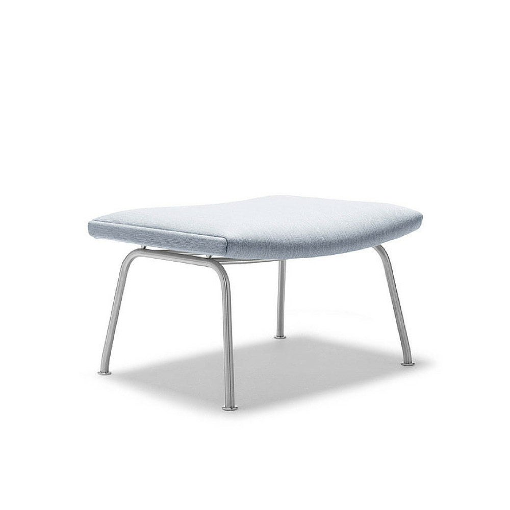 Wegner CH446 in Kvadrat Rime 131