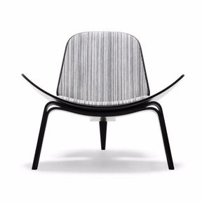 Wegner Shell Chair Black and White