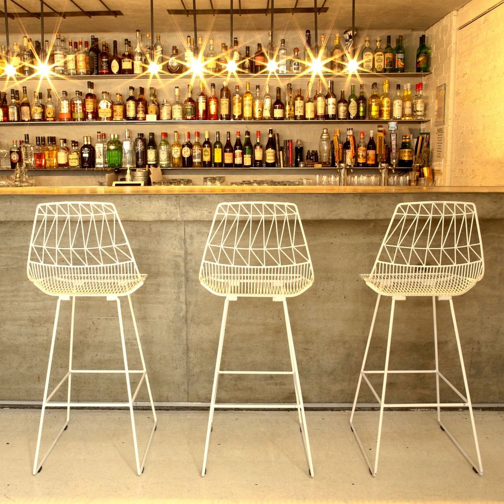 Bend Lucy Barstools White in Situ
