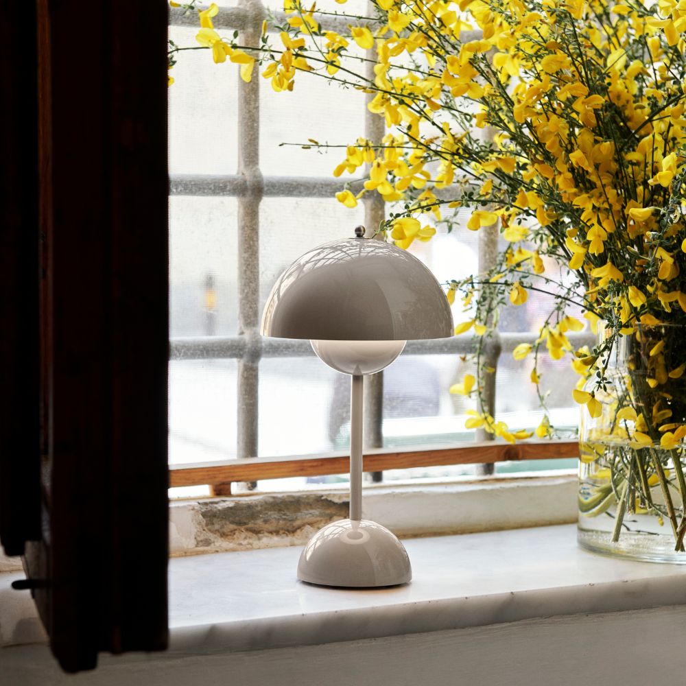 andTradition VP9 Portable Flowerpot Lamp by Verner Panton