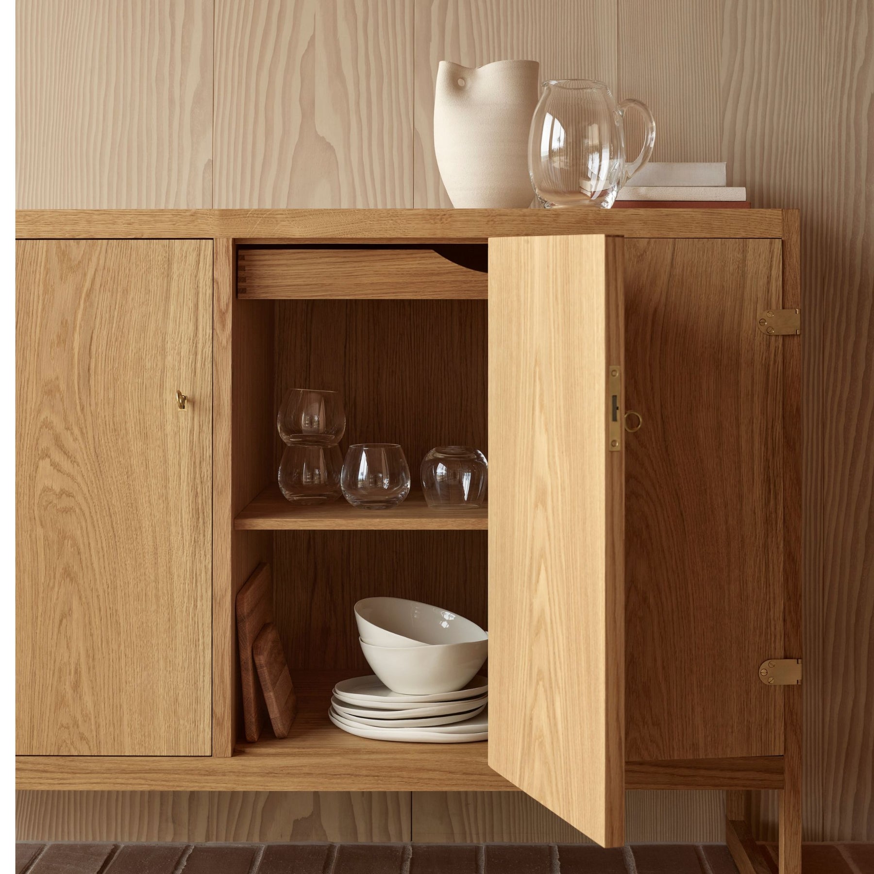 Carl Hansen BM0057 Sideboard