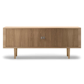 Carl Hansen Wegner CH825 Sideboard Oak Oil with Oak Legs