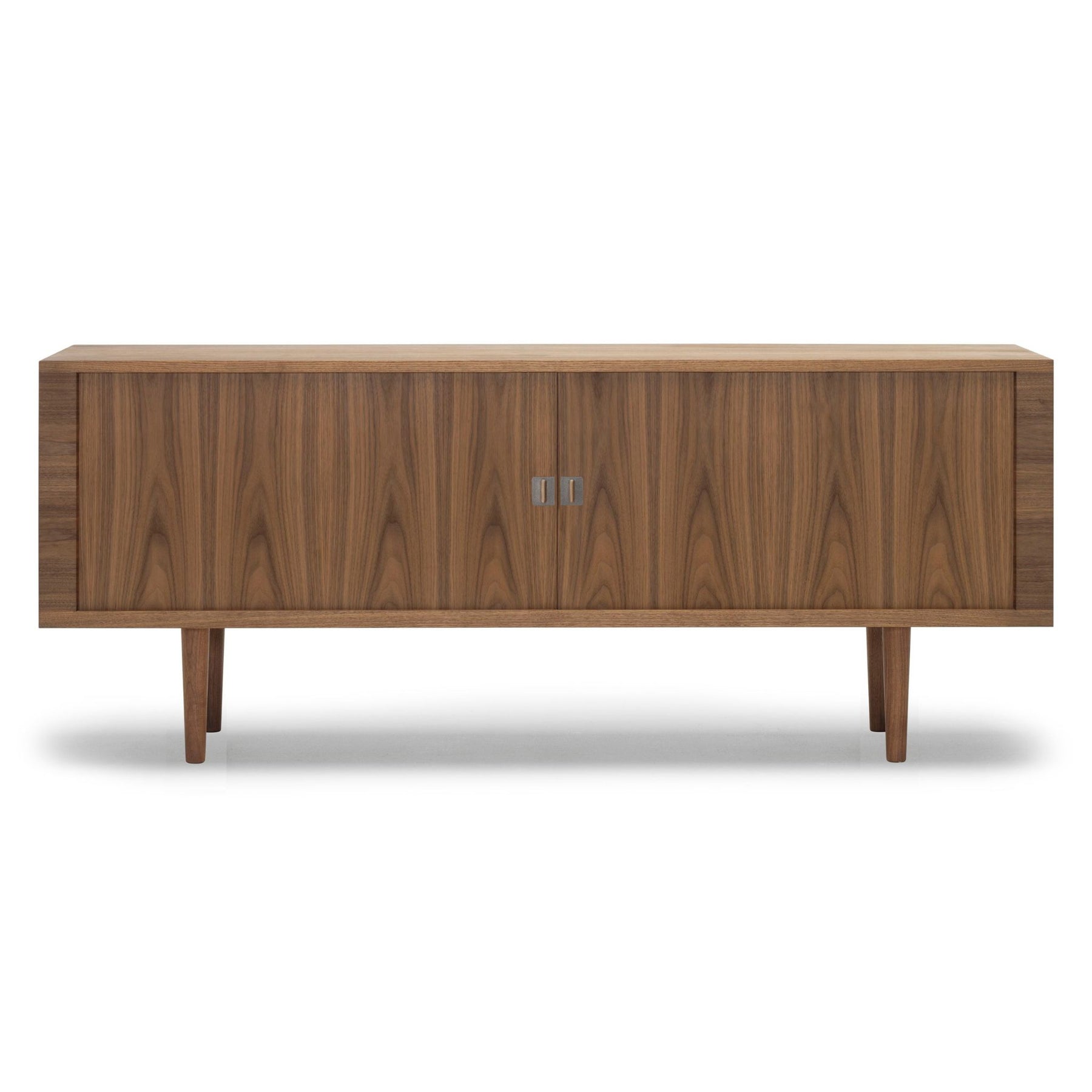 Carl Hansen Wegner CH825 Sideboard Walnut Oil with Walnut Legs