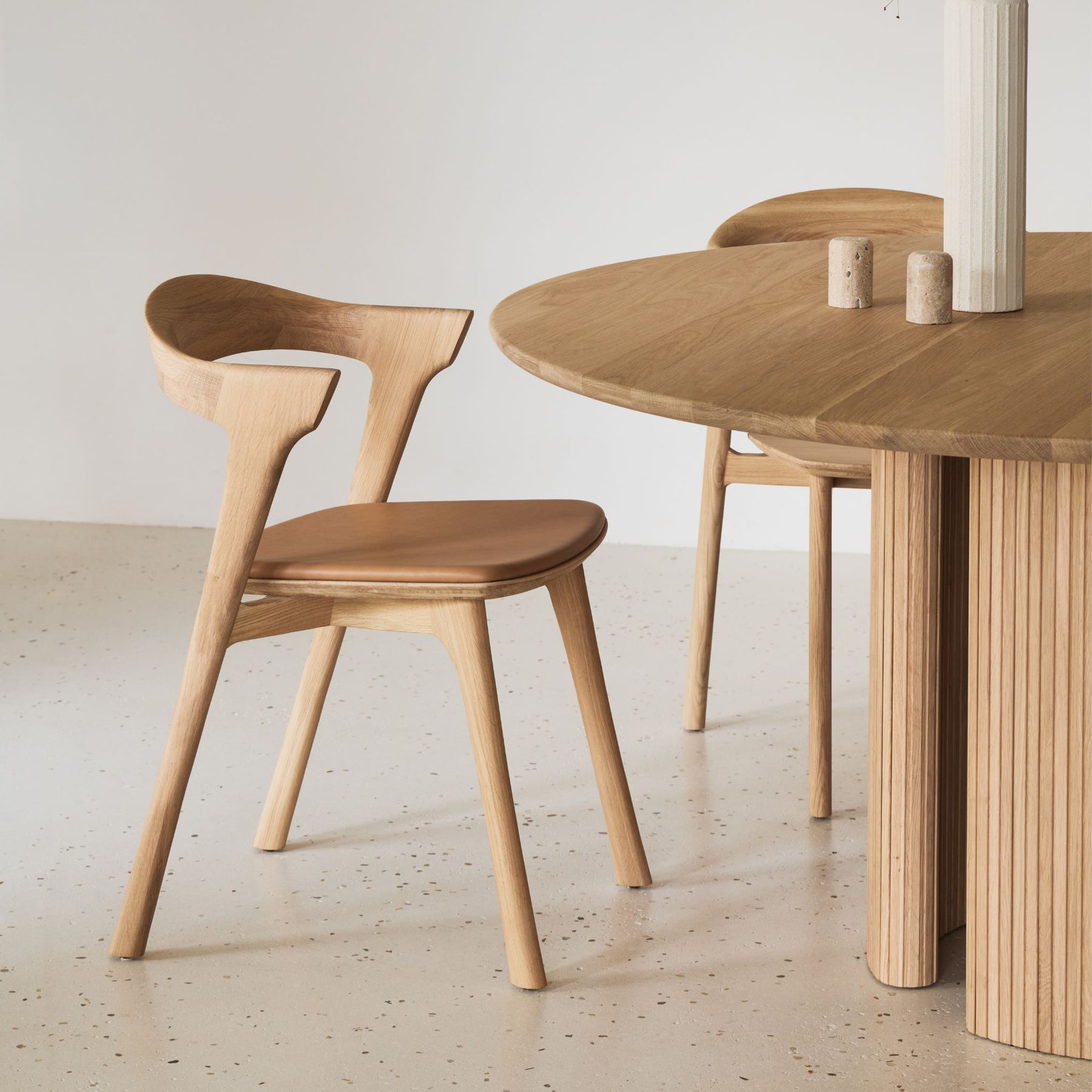 Ethnicraft Oak Roller Max Dining Table 50042 with Oak Bok Dining Chair and Ridged Vase