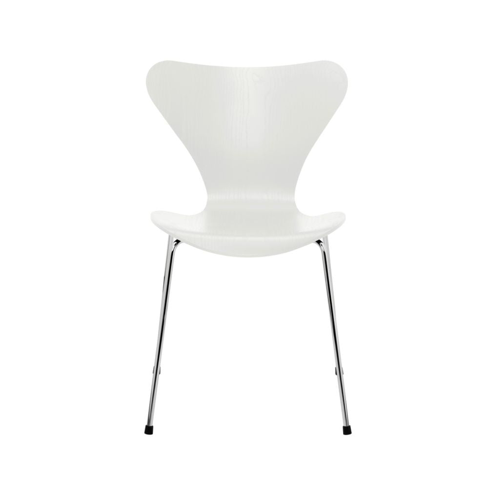 Fritz Hansen Series 7 Chair White Colored Ash