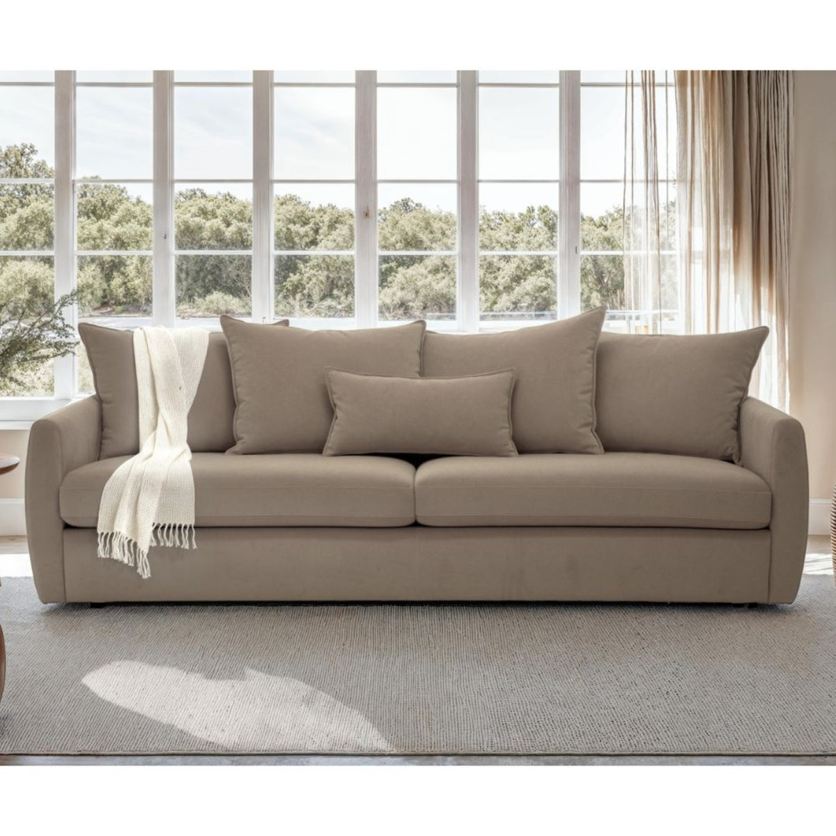 Luonto Winslow Sofa in Living Room