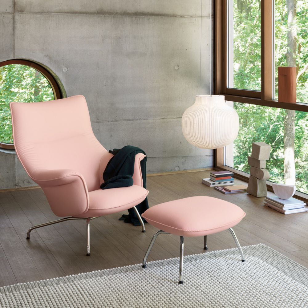 Muuto Strand Pendnt Light in Living Room with Doze Lounge Chair and Pebble rug