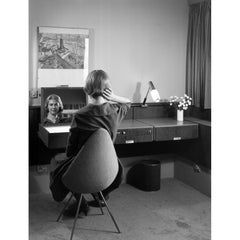 Arne Jacobsen Drop Chair Original 1950s Image Royal Copenhagen Hotel