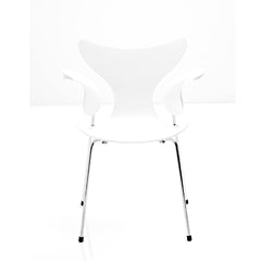 Arne Jacobsen Lily Chair White Lacquer Chrome Legs Fritz Hansen