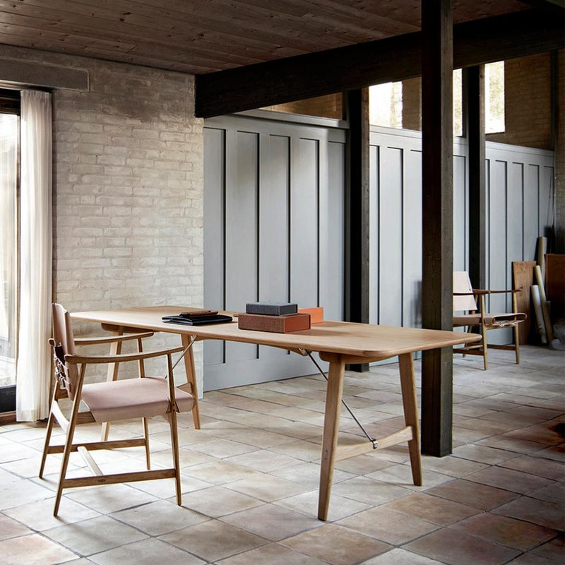 Carl Hansen Borge Mogensen BM1160 Hunting Table