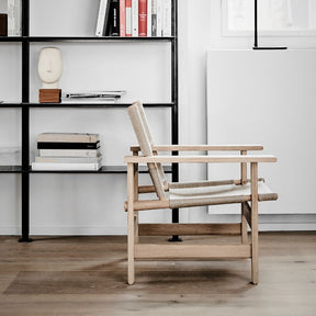 The Canvas Chair by Børge Mogensen for Fredericia in Living Room with Bookshelves