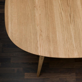 bruunmunch PLAY Lamé Dinner Table Oak Top Detail