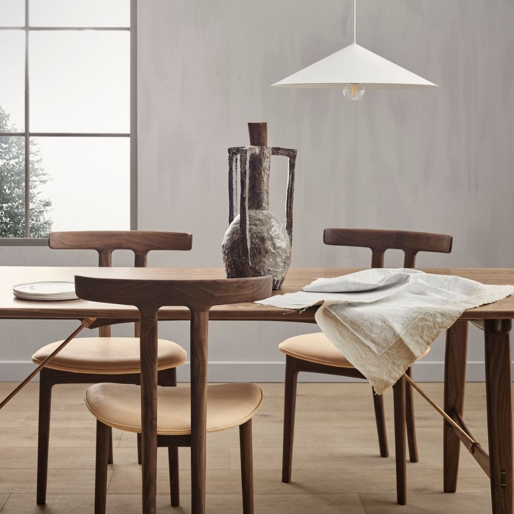 Carl Hansen BM1160 Hunting Table by Borge Mogensen in oiled-walnut-with-Ole-Wanscher-Chairs