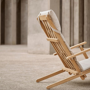 Carl Hanen BM5565 Extended Deck Chair by Borge Mogensen with Sunbrella Heritage Papyrus Cushion