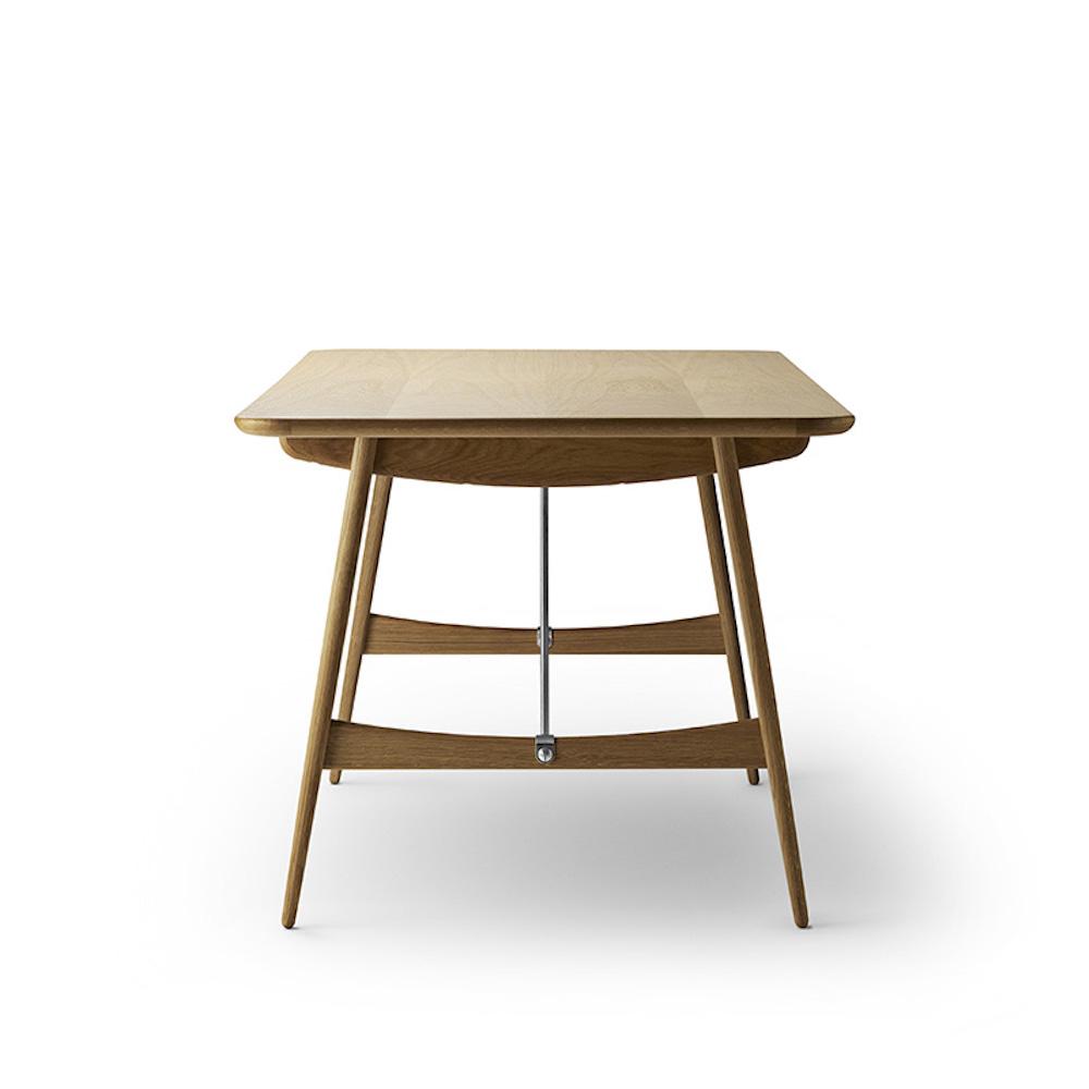 Borge Mogenson Hunting Table Oak Side BM1160 by Carl Hansen and Son