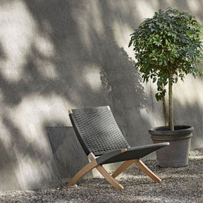 Carl Hansen MG501 Cuba Chair Charcoal Outdoors