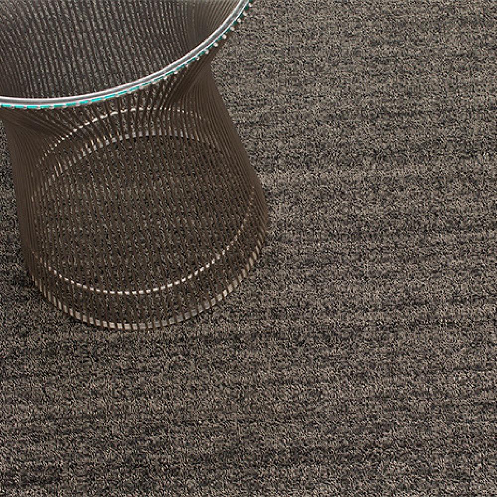 Chilewich Black Tan Heathered Shag Floor Mat with Knoll Platner Side Table