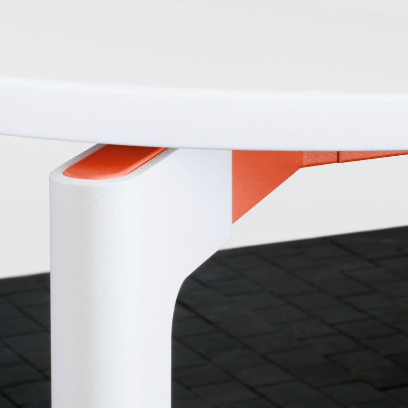 Daniel Stromborg Round Table Vetro Bianco Top with Orange Rails Knoll