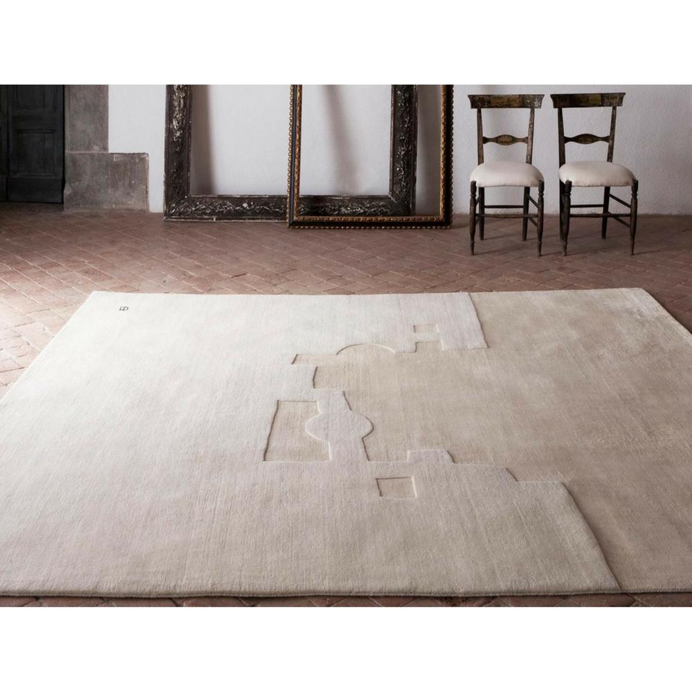 Eduardo Chillida Gravitación 1994 Wool and Silk rug by NaniMarquina in Room