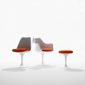 Eero Saarinen Tulip Chairs Collectin Knoll