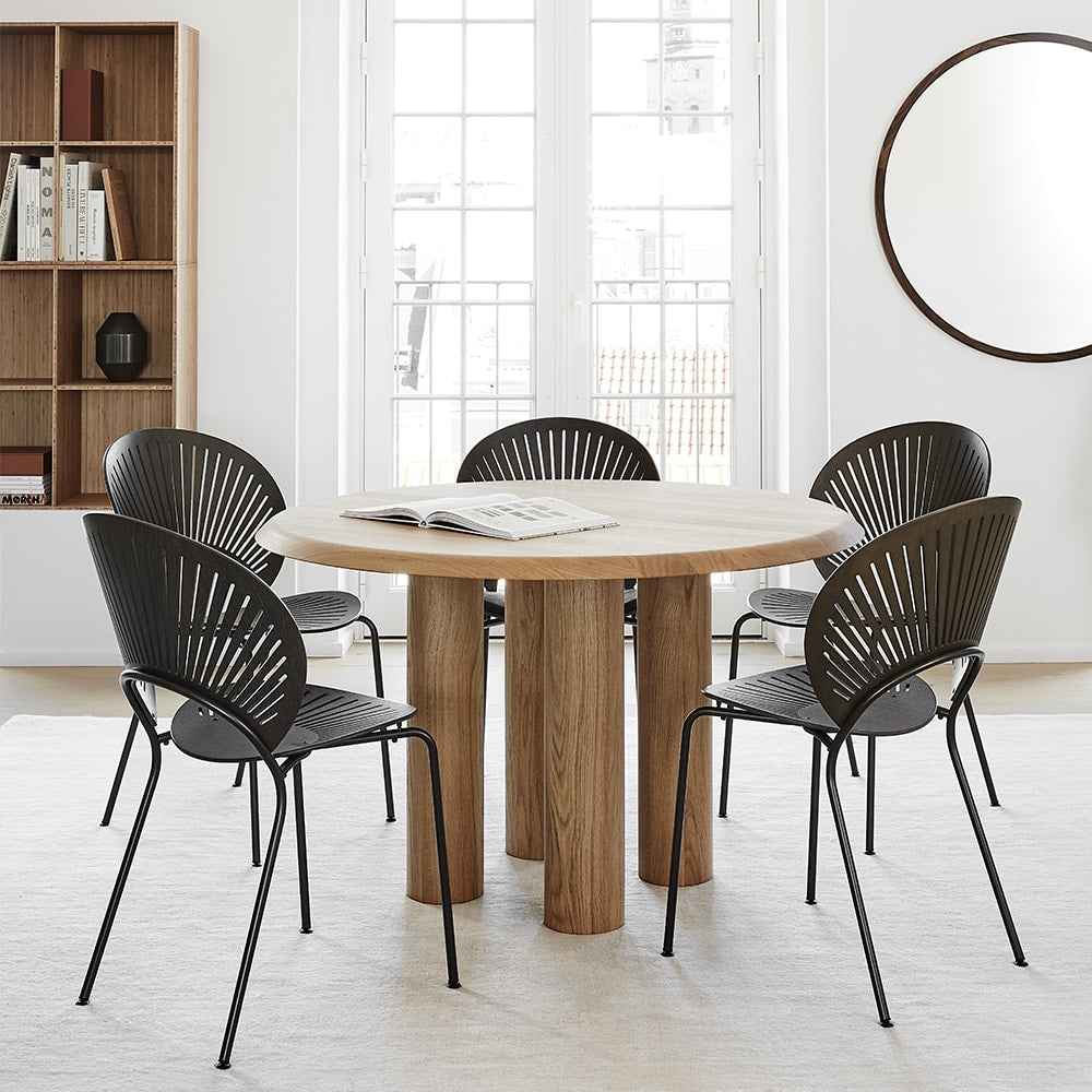 Fredericia Trinidad Chairs by Nana Ditzel with Islets Dining Table by Maria Bruun