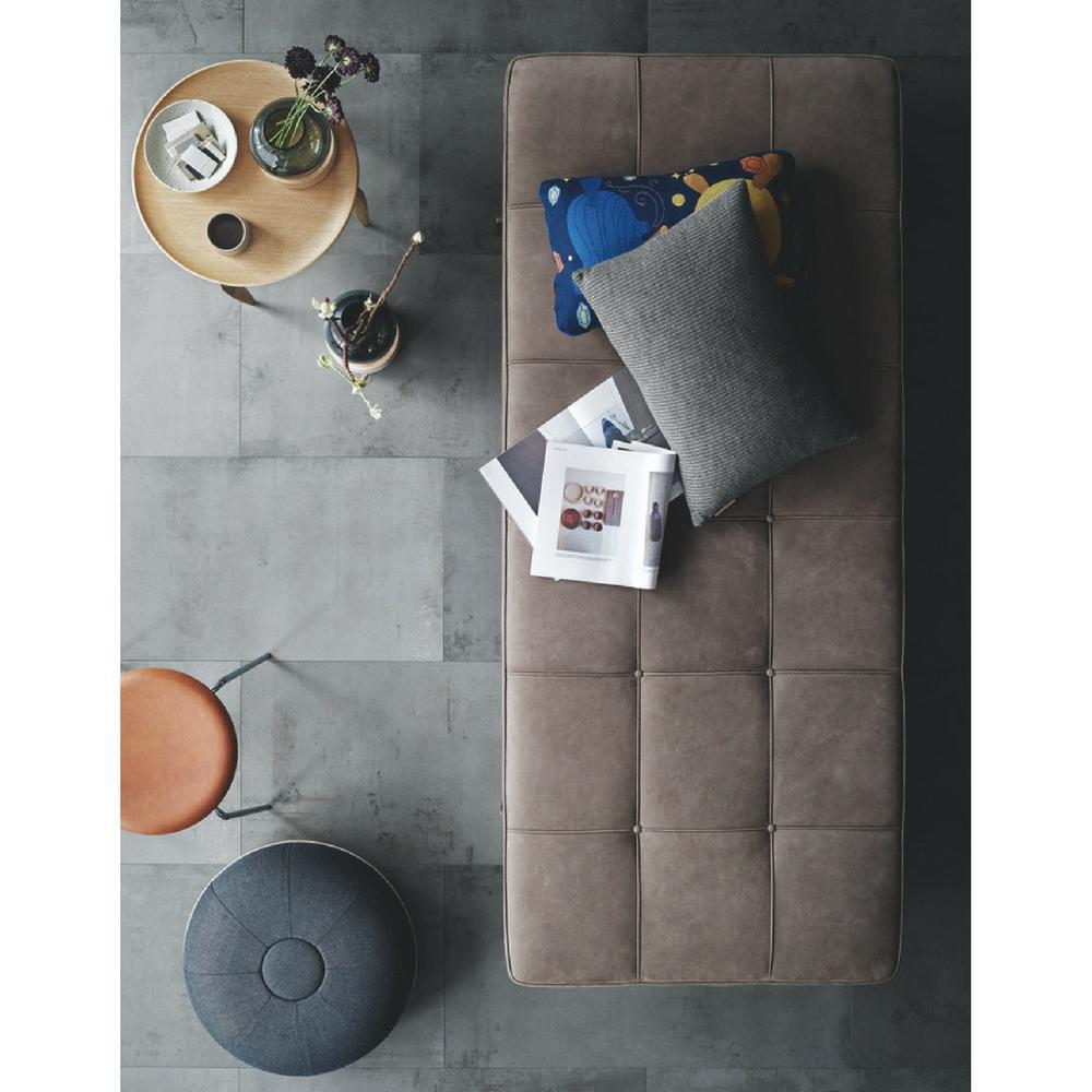 Fritz Hansen Cecilie Manz Pouf in room with Poul Kjaerholm Daybed Aerial View
