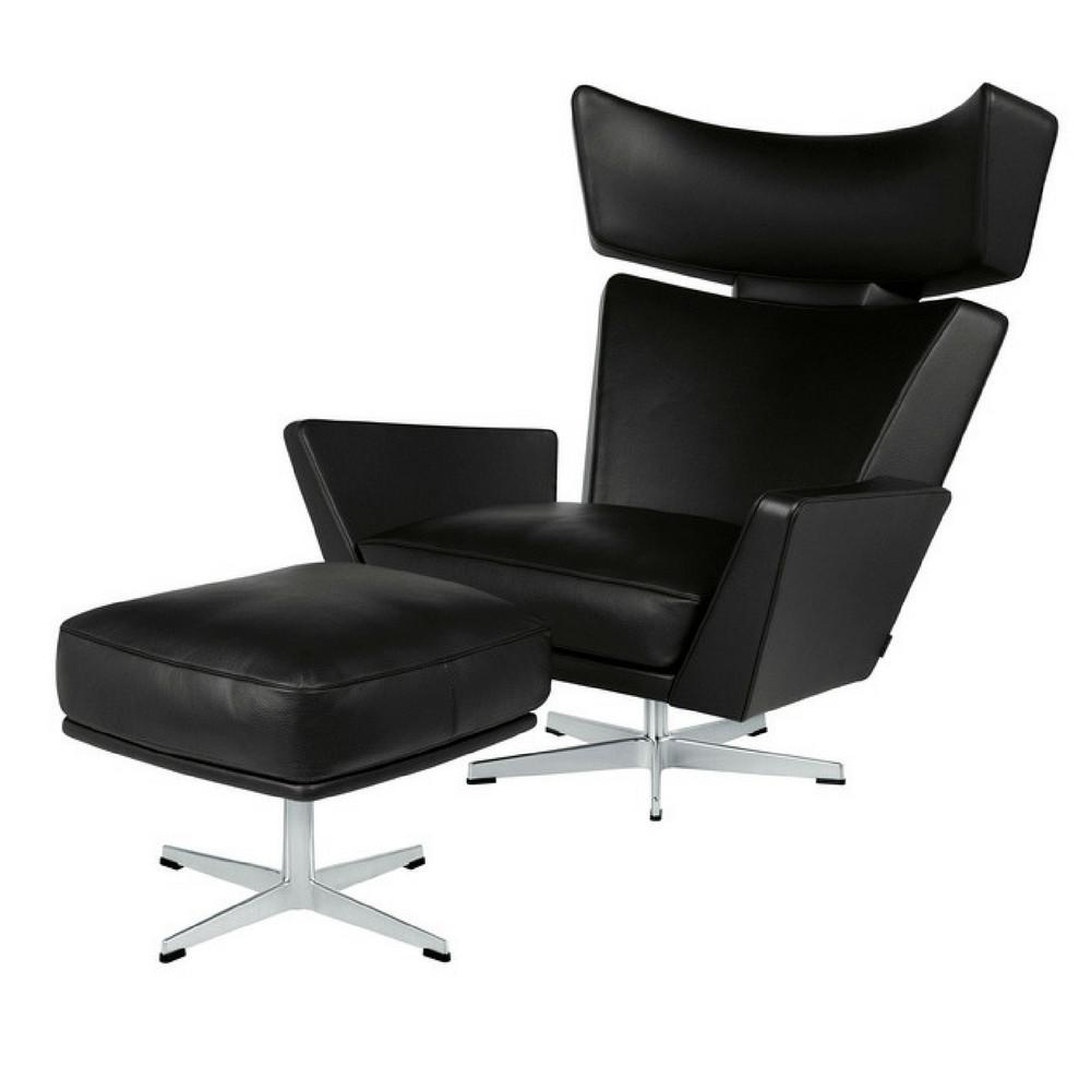 Fritz Hansen Oksen Chair and Ottoman by Arne Jacobsen in Black Leather