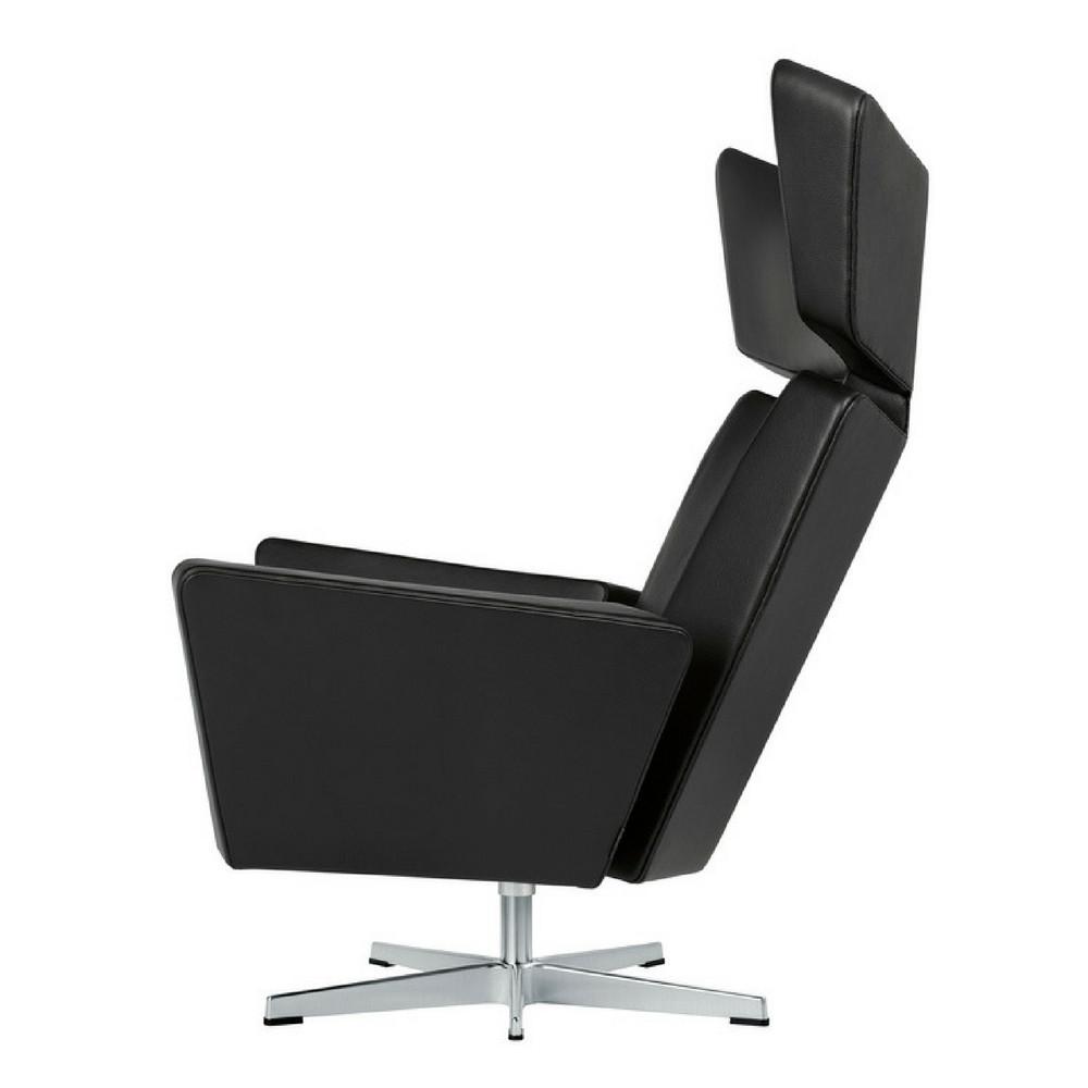 Fritz Hansen Oksen Chair by Arne Jacobsen in Black Leather Side