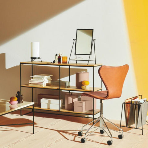 Fritz Hansen Paul McCobb Planner Table Mirror