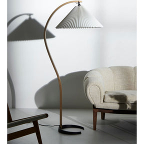 GUBI Timberline Floor Lamp