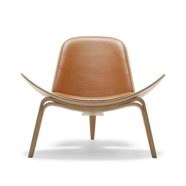 Wegner Shell Chair Golden Brown Leather
