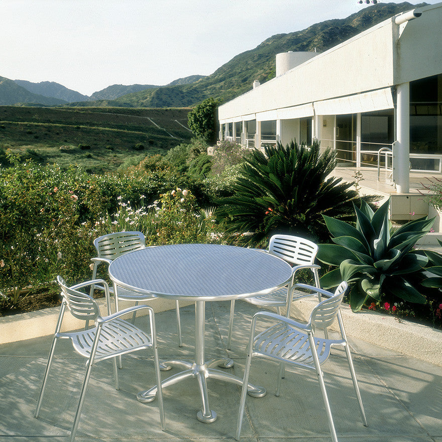 Jorge Pensi Toledo Chairs in Situ in Desert with Bistro Table Knoll